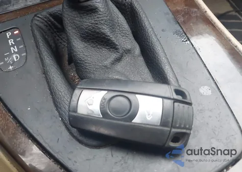 2010 BMW 328I from USA, damaged, VIN WBAPH7G55ANM53761